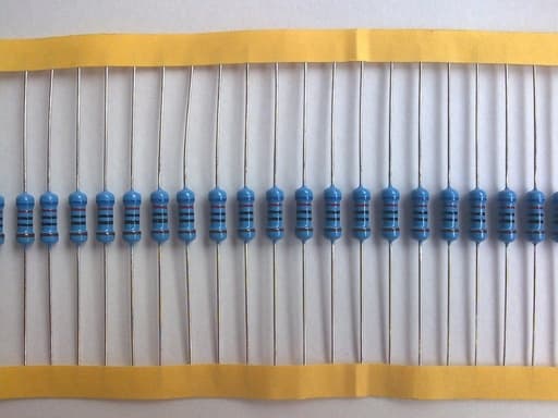 240ohm 1/4W resistor