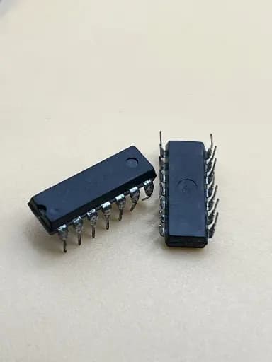 TL074CN JFET four Op Amp