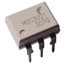 MOC3021 optocoupler isolator